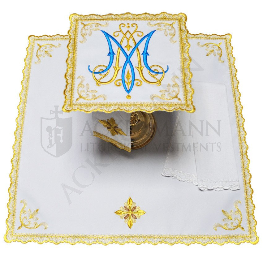 Altar linen Marian