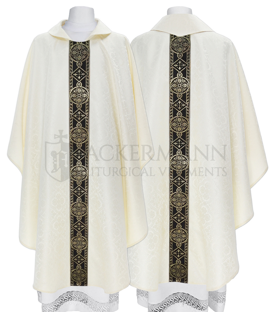 Gothic Chasuble model 113, size M (standard)